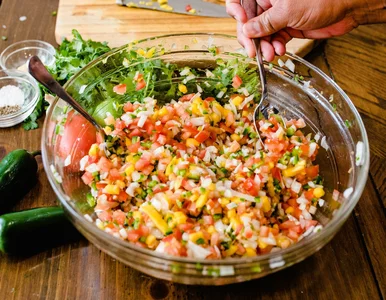 Miniatura: Ta meksykańska salsa przyspiesza...