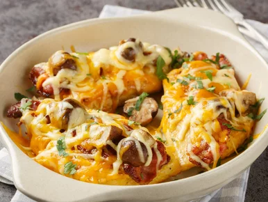 Miniatura: Nacinam piersi kurczaka i dodaję 3...