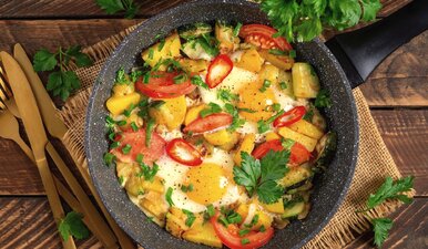 Miniatura: Wyciągam wczorajsze ziemniaki i robię coś...