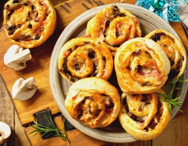 Miniatura: Tylko arkusz gotowego ciasta i kilka...