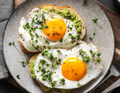 Miniatura: Najlepsze jajka na śniadanie szykuję na...
