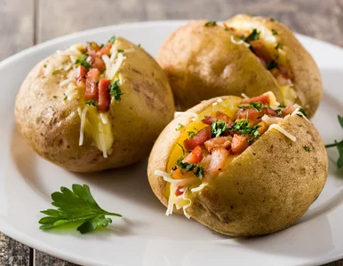 Miniatura: Ziemniaki wypełniam dwoma prostymi...