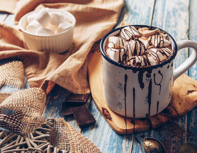 Gorąca czekolada jest idealna na zimowy wieczór: oto, jak ją zrobisz....