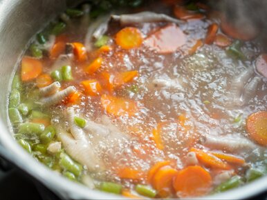 Miniatura: Wspiera stawy i kosztuje grosze. Omijają w...