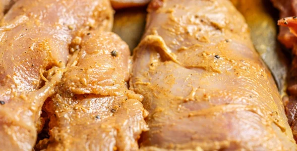 Miniatura: Piersi z kurczaka zawsze wyjdą soczyste....