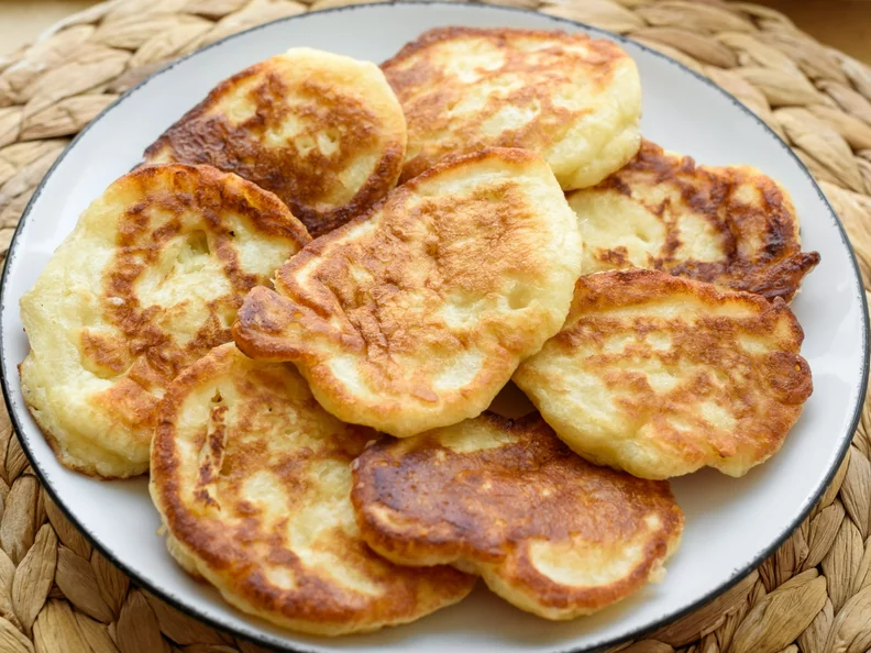 Miniatura: Pożywne racuchy z serka ricotta. Ciasto...