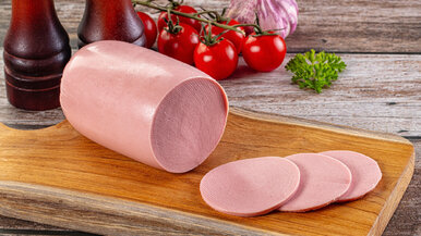 Miniatura: Blenduję kurczaka z żelatyną i przelewam...