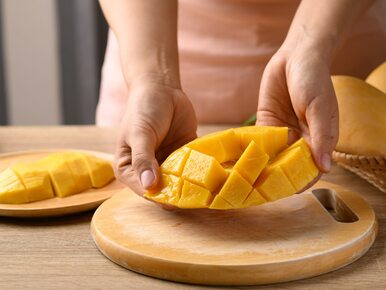 Miniatura: Jak obrać mango? W ten sposób obierzesz je...