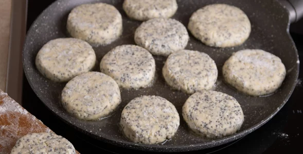 Miniatura: Awaryjne serniczki zamiast ciasta na...