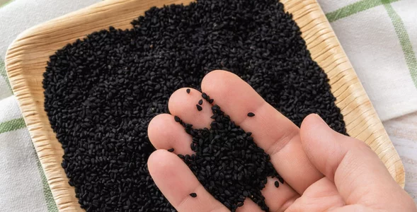 Miniatura: Wystarczy łyżeczka dziennie. To czarne...