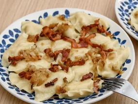 Miniatura: Ten farsz do pierogów jest tani i bogaty w...