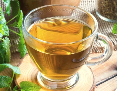 Miniatura: Wsypuję łyżeczkę do kubka i szybciej...