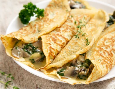 Miniatura: Cieniutkie naleśniki i aromatyczny farsz....