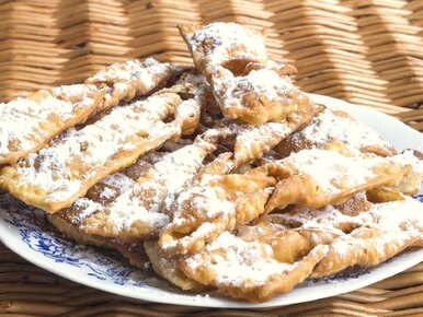 Miniatura: Nie smażę faworków i nie bawię się w...