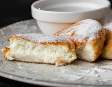 Miniatura: Do placuszków z twarogu nie wbijam już...