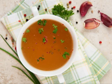 Miniatura: Ten bulion gotuję bez grama mięsa. Smakuje...