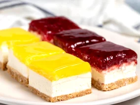 Miniatura: Ten sernik na zimno wygląda jak lustro....