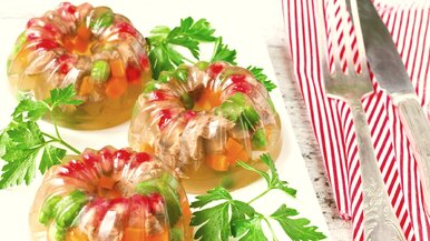 Miniatura: W PRL-u były hitem karnawału. Dziś robię...