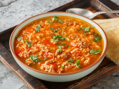 Miniatura: Lepsza od pomidorowej. Ta gęsta zupa z...