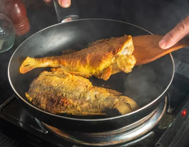 Miniatura: Po smażeniu ryb zawsze stawiam garnek na...