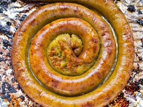 Miniatura: Wygląda jak kiełbasa, a w środku warzywo....