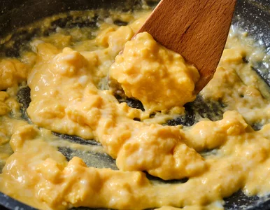 Miniatura: Nie zapominaj, smażąc jajecznicę. Tylko...